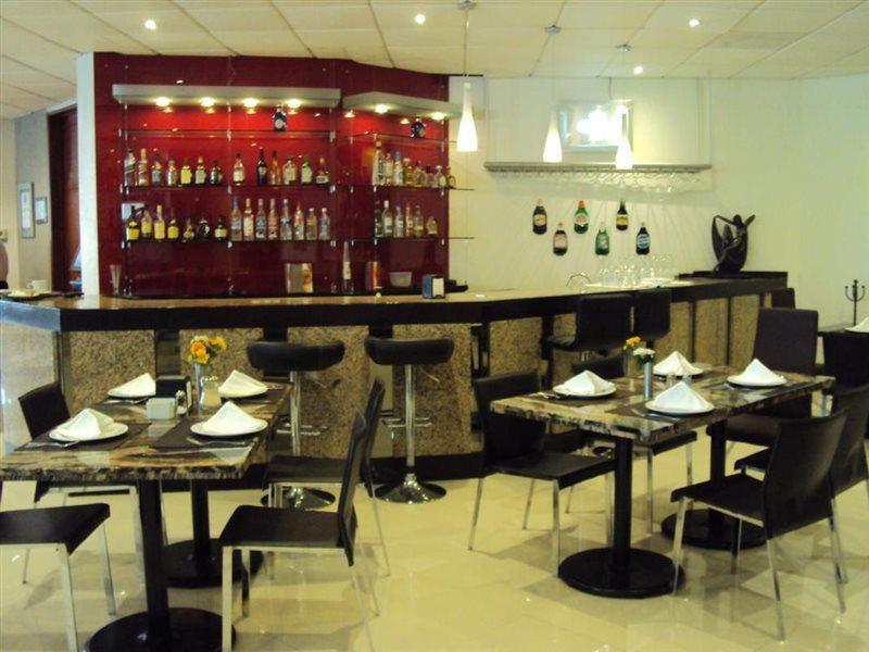 弗雷朱尼佩罗塞拉酒店 特皮克 外观 照片